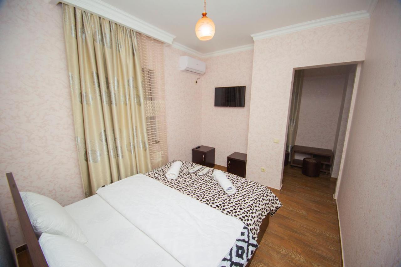 Hotel Elegant 2 Tbiliszi Kültér fotó